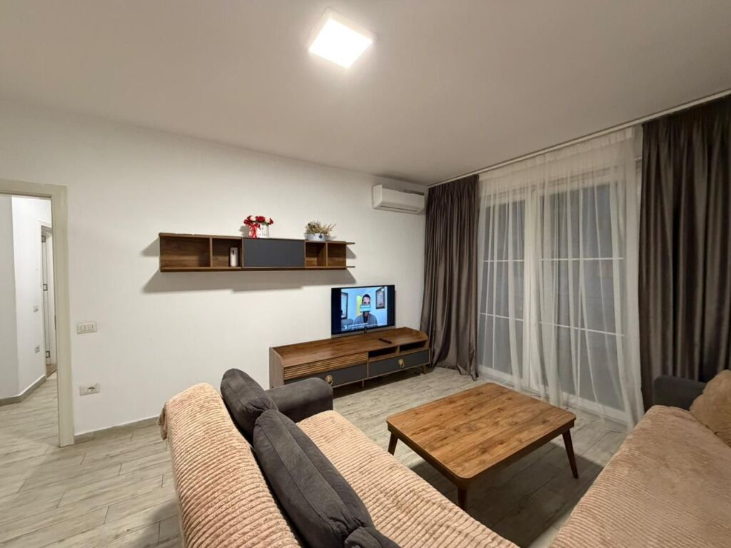 Apartament 1+1 per qira prane Concord Center tek Rruga 5-Maji.