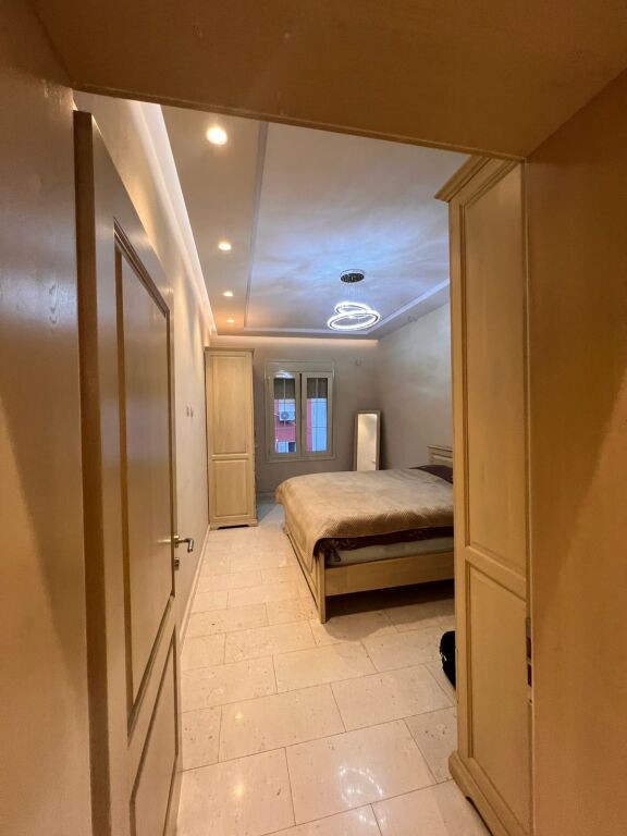 Apartament 1+1 me tek Pallatet Agimi!