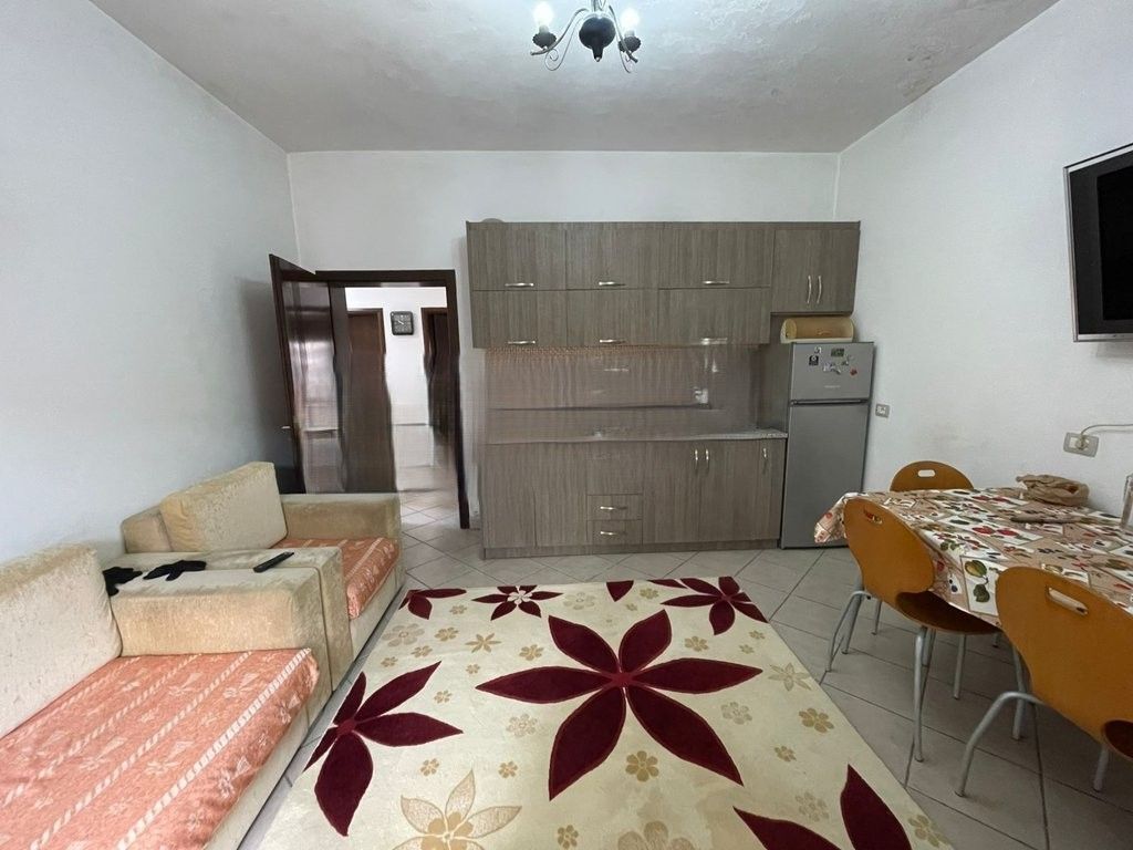 SHITET SHTEPI PRIVATE 2 KATESHE NE ASTIR! 250,000 €