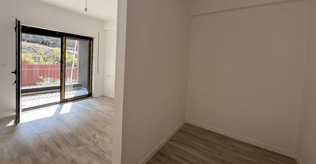 Vendesi in vendita appartamento 1+1 Kodra e Diellit 2