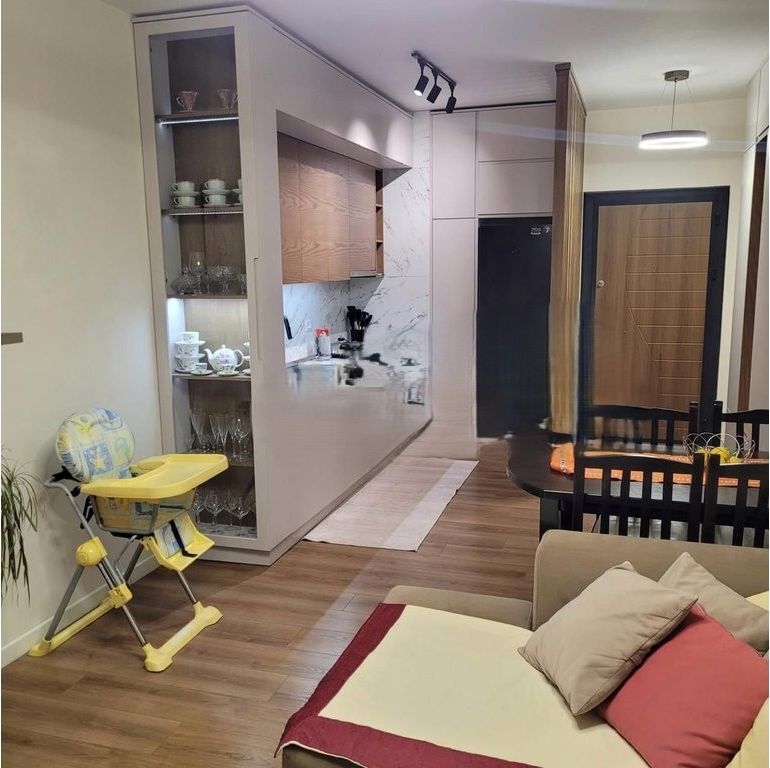 JEPET ME QIRA APARTAMENT 2+1 TEK FUSHA E AVIACIONIT 600 € /Muaj