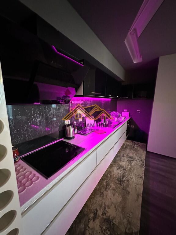 SHITET SUPER APARTAMENT 1+1 PRAN VILA KORAL PLAZHE DURRES!