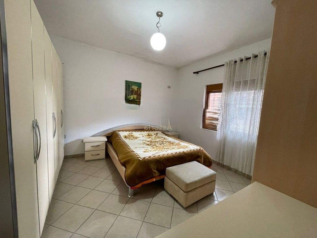 SHITET SHTEPI PRIVATE 2 KATESHE NE ASTIR! 250,000 €