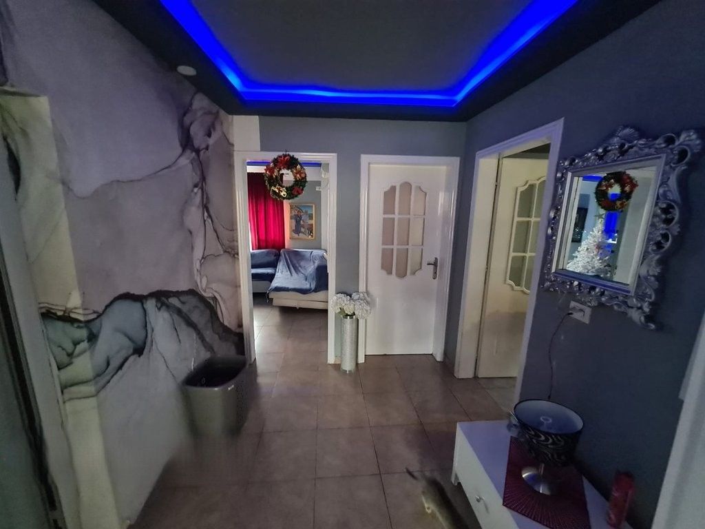 APARTAMENT 2+1 TEK 21 DHJETORI! 159,000 €