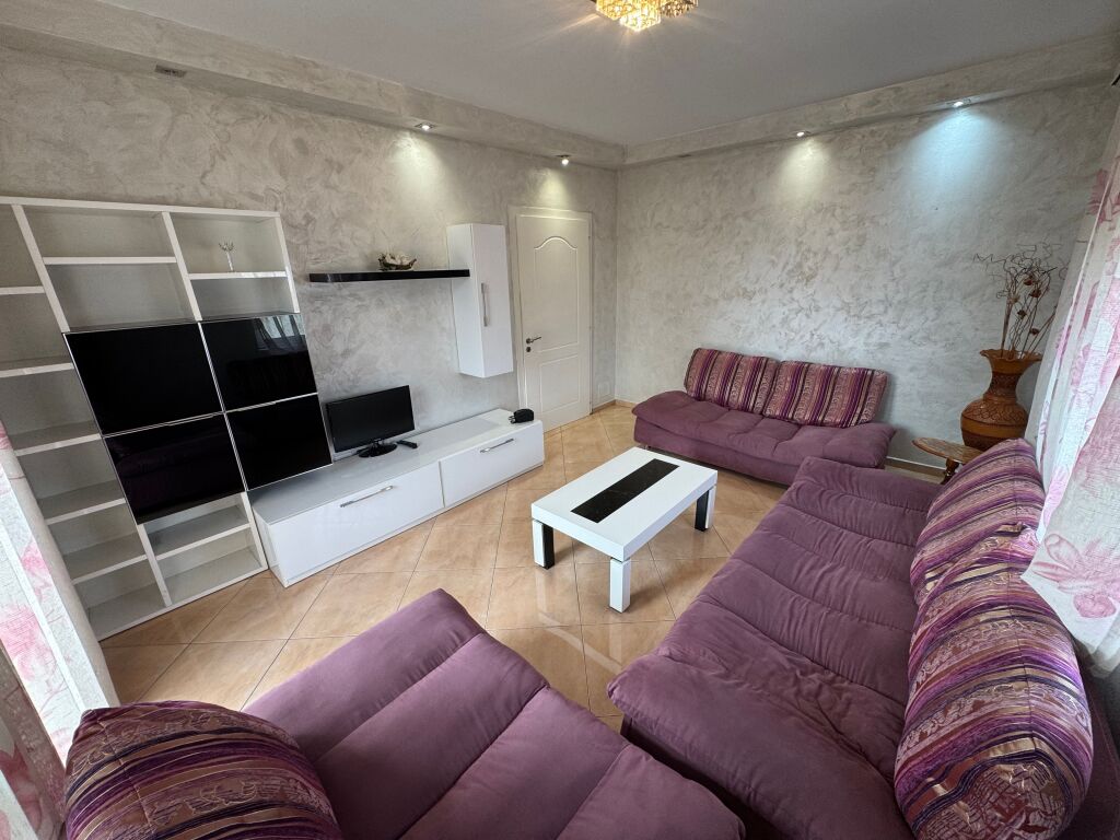 Shitet Duplex 3+1+2 Medreseja