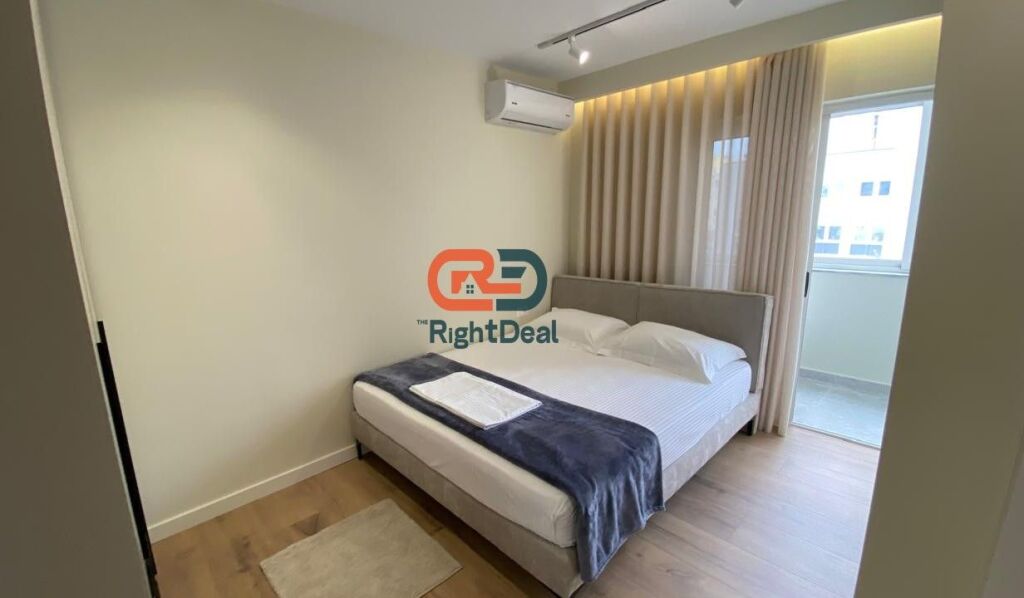 Tek 21-Dhjetori, Shiten Dy Apartamente 1+1 Perfekte Per Investim!!