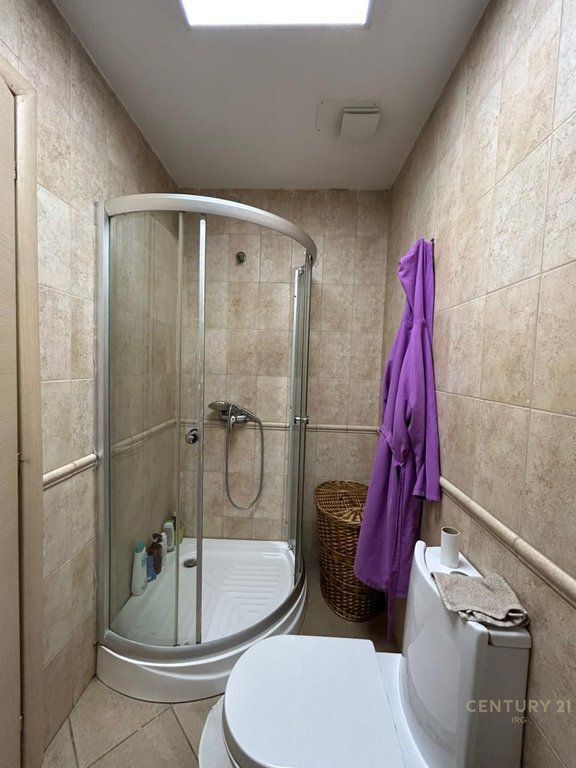 SHITET APARTAMENT 2+1+2 TEK OXHAKU