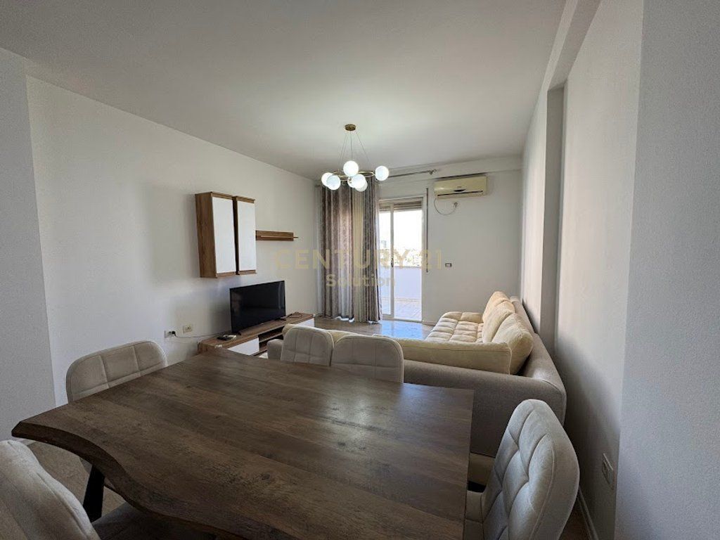 APARTAMENT 2+1 PËR QIRA NË ASTIR!