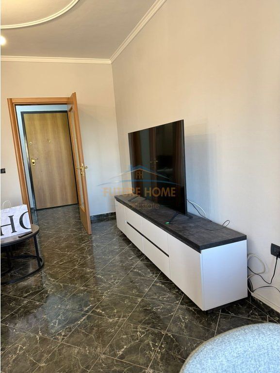 Rent, Apartment 2+1+2, Elbasanit Street, Tirana.