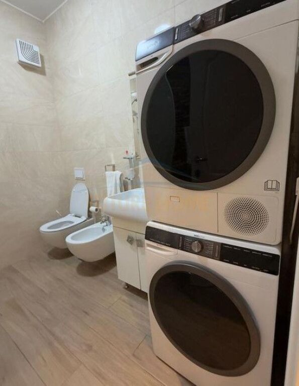 Rent, Apartment 2+1+2, Center, Tirana