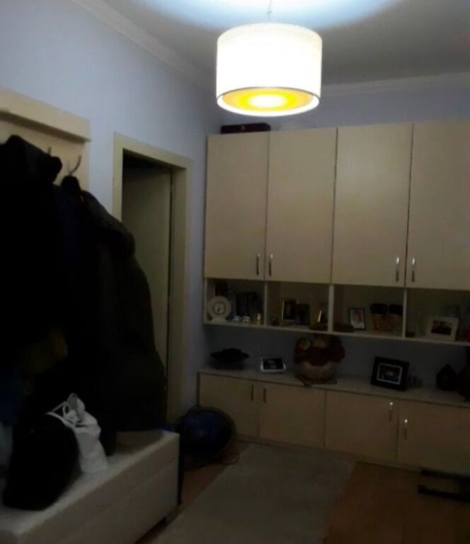 Apartament 1+1 me qira tek Uet ne Porcelan!