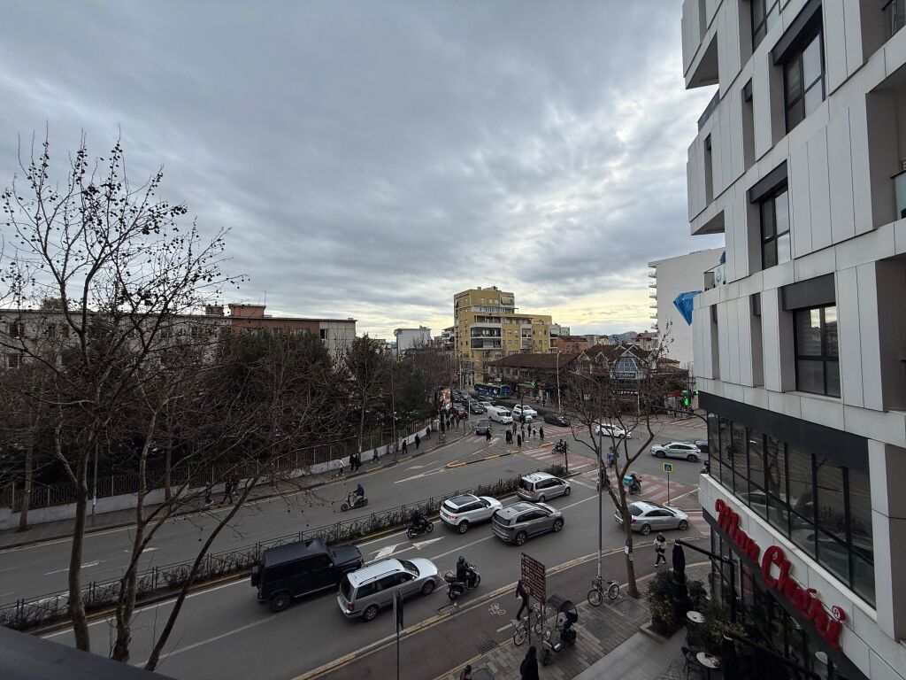 Locale in Affitto Farmacia 10