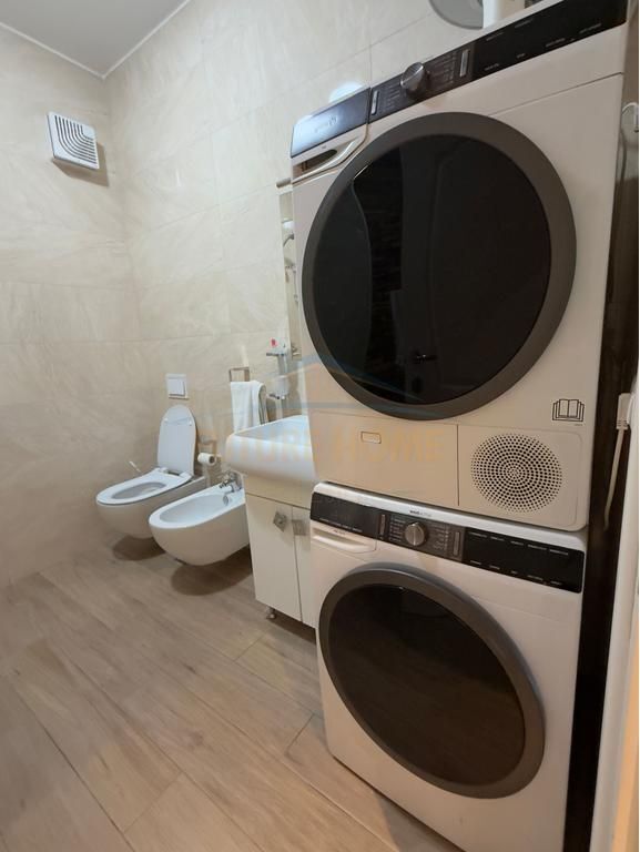 Shitje, Apartament 2+1+2, Qender, Tirane