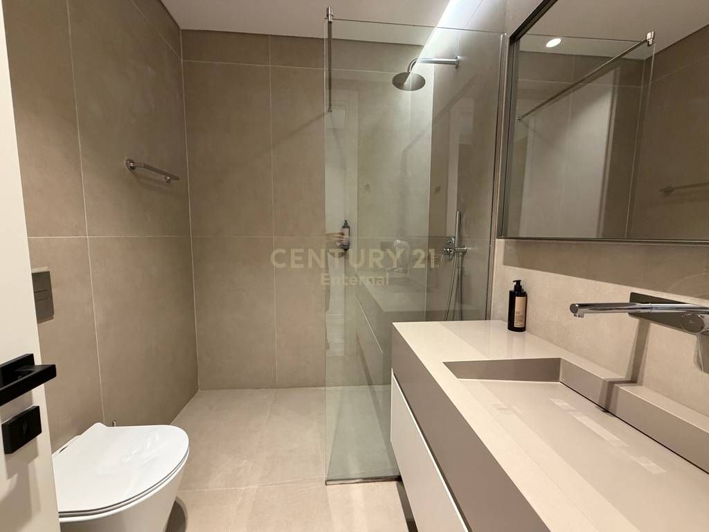 3 Apartments for Sale on 'Gjimnazi Partizani' street