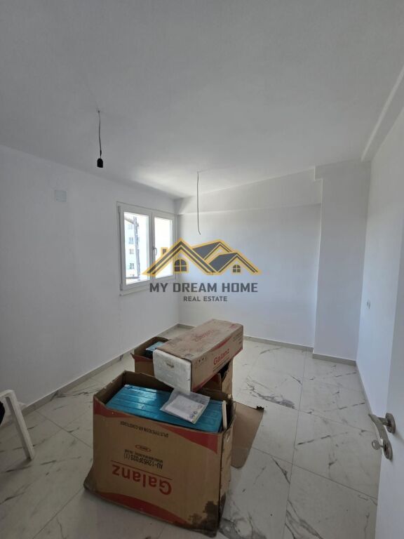 SHITET APARTAMENT 2+1 ME PAMJE DETI GOLEM!