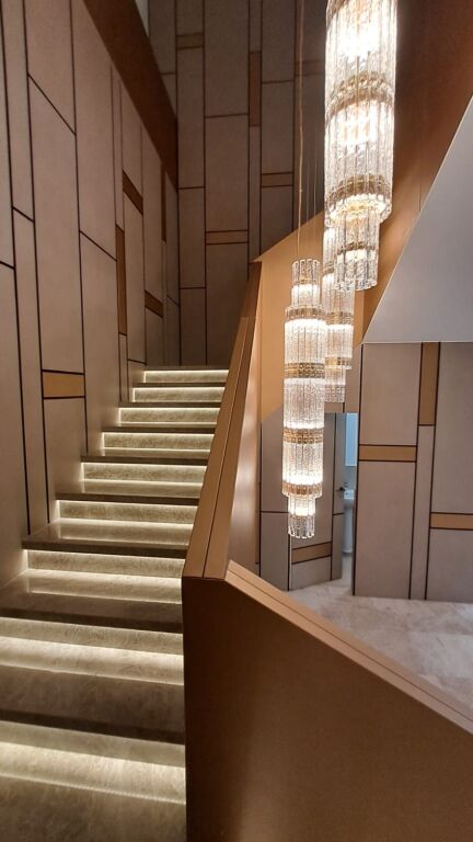 🏢 Ambient Zyre Premium me Qira – Ish Blloku