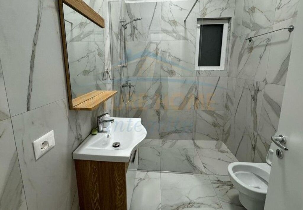 Qera, Apartament 1+1, Pazari i Ri, Tiranë