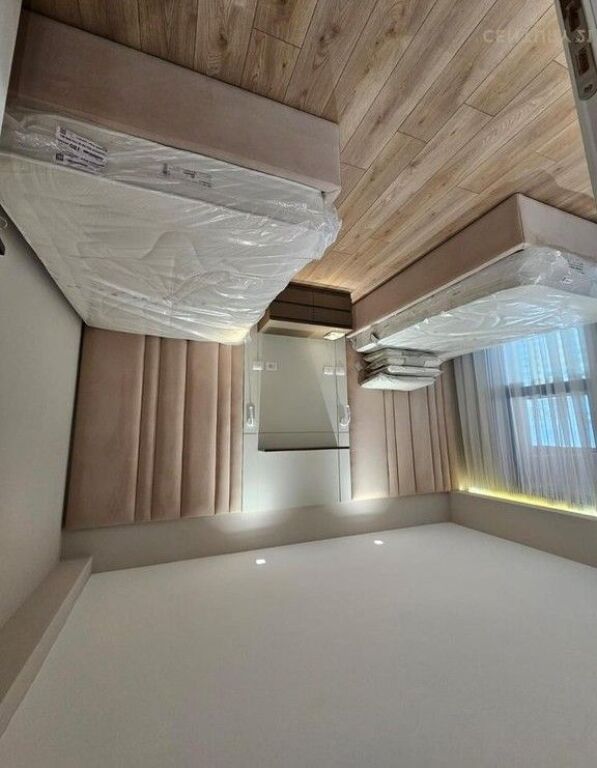 Duplex 2+1+2 te Tirana Garden Building