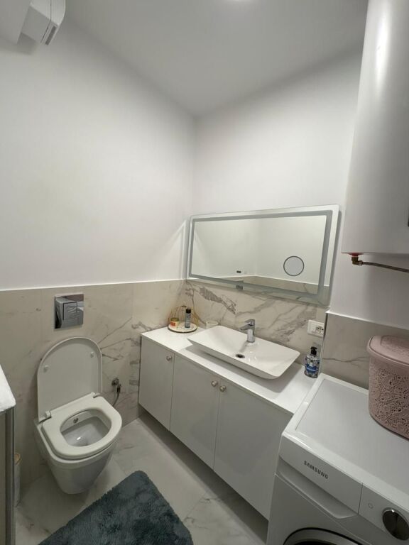 Apartament 2+1+2 për shitje Vila e Zogut Durres