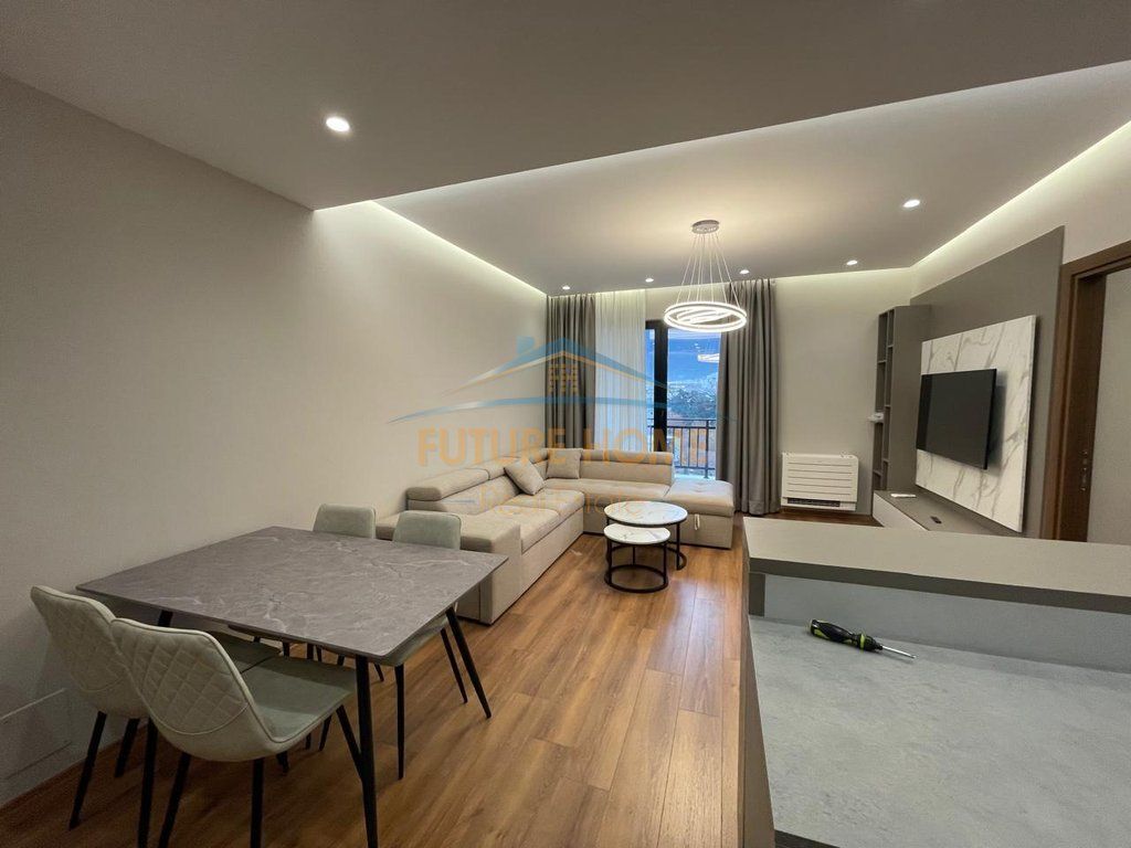 Affitto, Appartamento 2+1+2, Farmacia 10 !