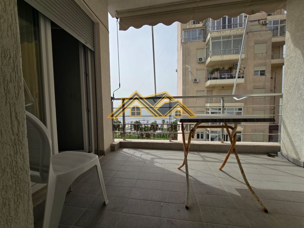 SHITET APARTAMENT 3+1+2+2 BALLKONE ME PAMJE DETI NE VOLLGA !