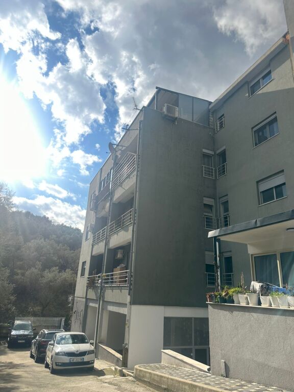 ZOOLOGICAL GARDEN FOR SALE 2+1 +1 TOILETS, PARKING SPOTS