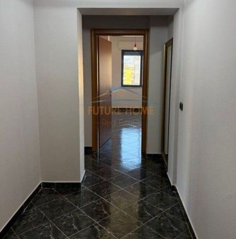 Rent, Apartment 2+1+2, Elbasanit Street, Tirana