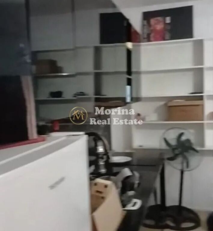 Qera | Shtëpi private 1 + 1 | Tregu Elektrik | 300 €/muaj