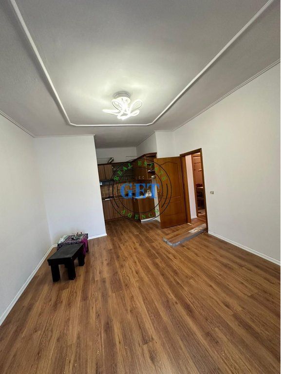 Shitet Apartament 1+1,Pranë Pelikanit, Plazh Durrës