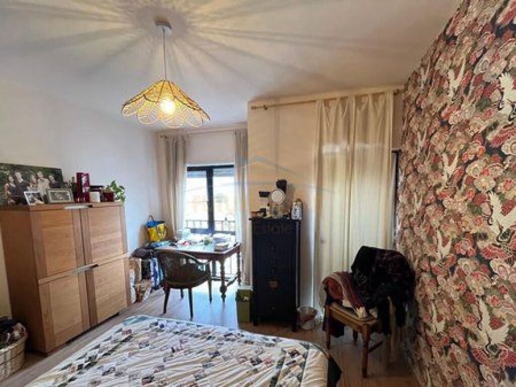 Shitet, Apartament 2+1, Selvia.