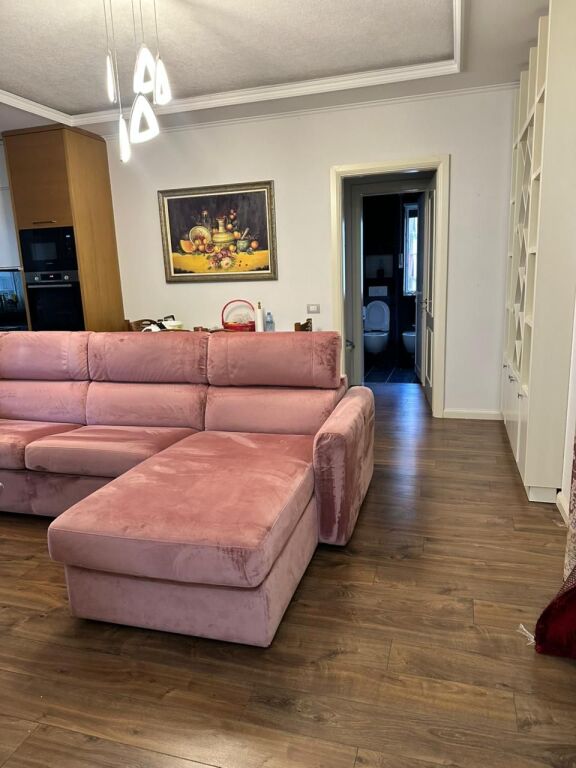 Jepet me Qira Apartament 1+1 në Fresk !!!