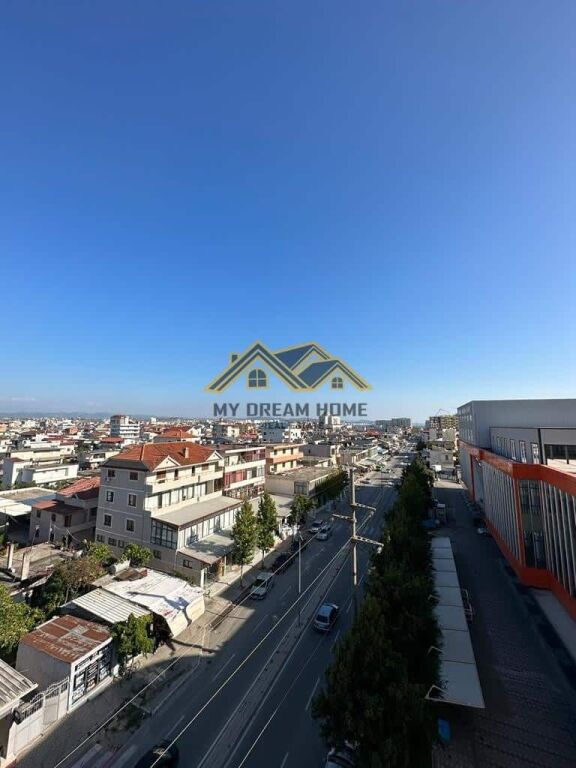 SHITET APARTAMENT 2+1 TEK ZONA E TREGUT INDUSTRIAL!