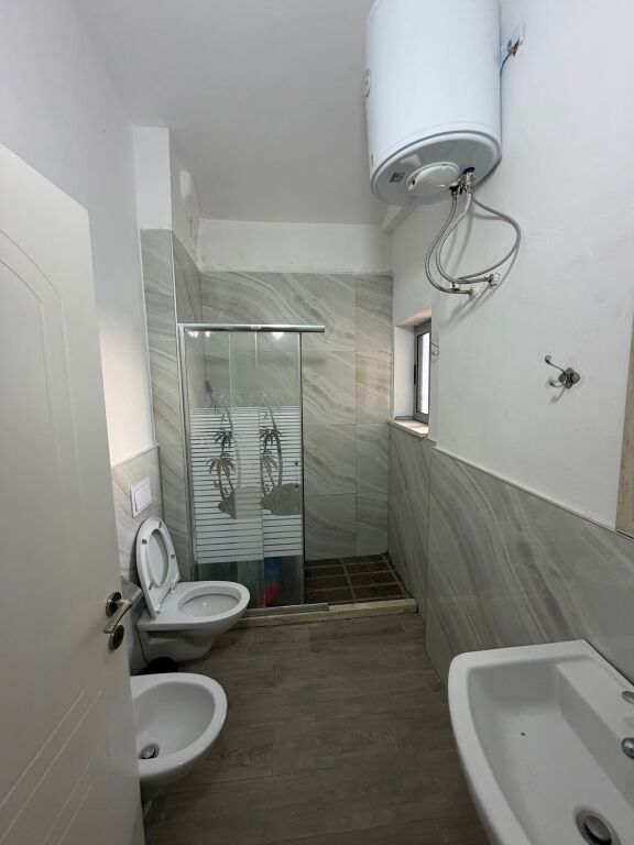 Super mundësi investimi! 🏖️ Vetem 1000€m2 me 📄