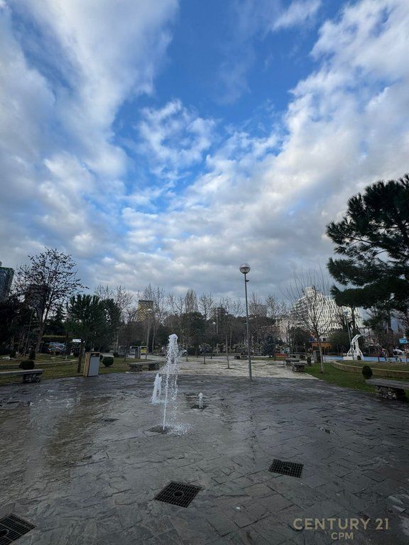 A Piramide Affittiamo 3 Appartamenti Per Airbnb 2.500 € /Mese