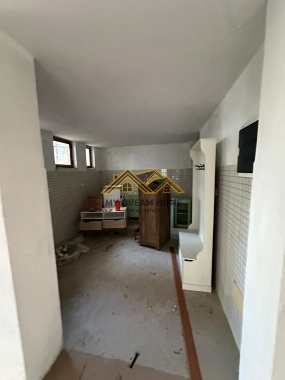 Vendesi Duplex a Shkemb te Kavajes Vije e Dyte me Detin!