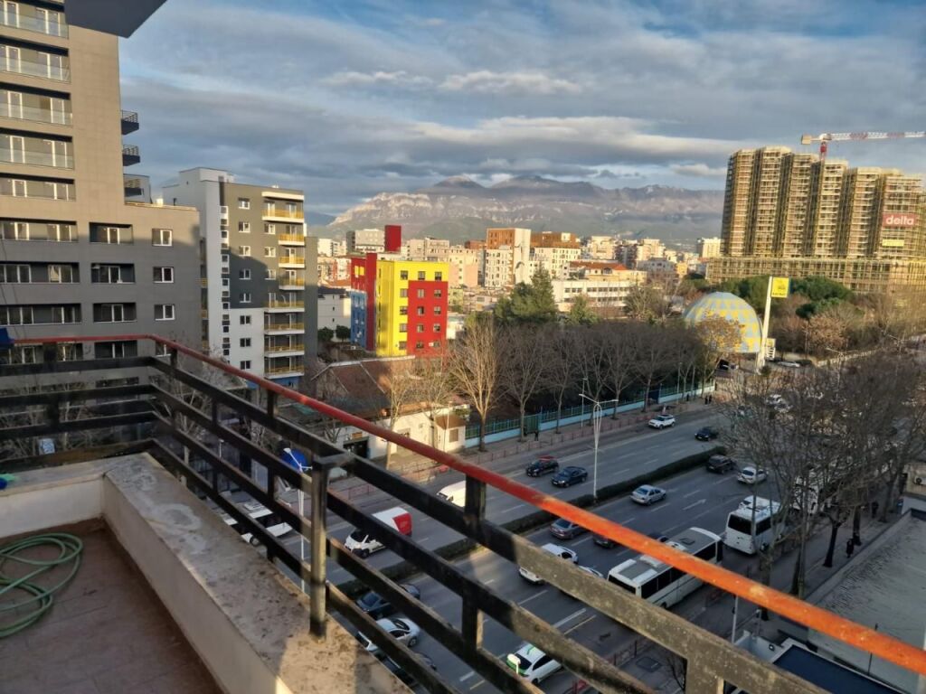 Apartment 1+1 for rent at Zogu i Zi