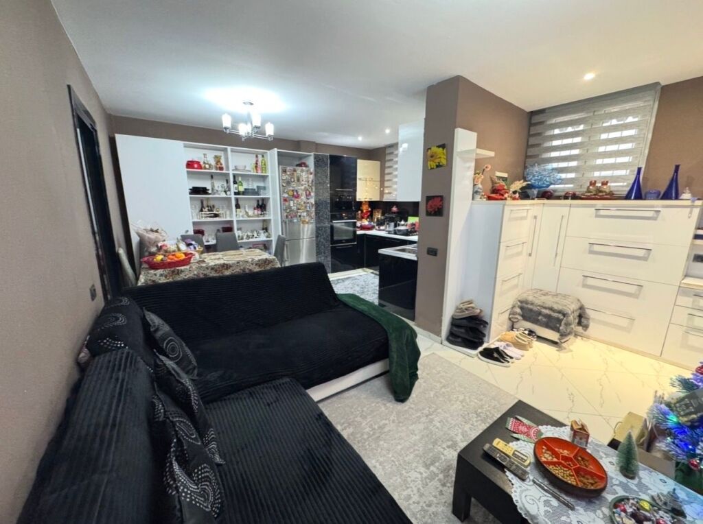 APARTAMENT 2+1+2 PER SHITJE PRANE 21 DHJETORIT