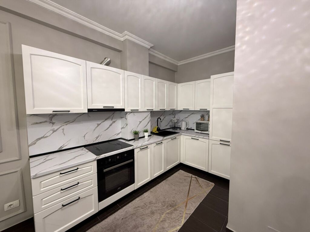 ZOGU I ZI – APARTMENT 2+1+2 FOR RENT