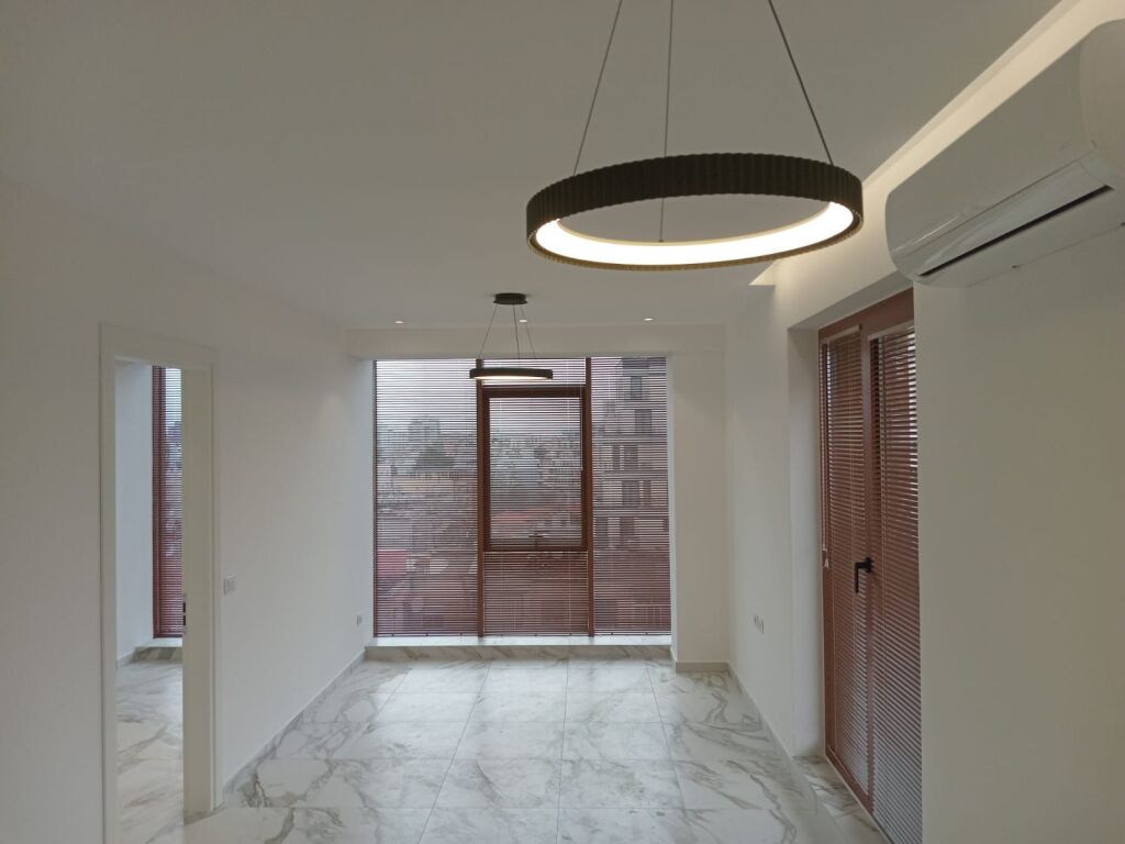 APARTAMENT 1+1 PER SHITJE TE RRUGA E KAVAJES