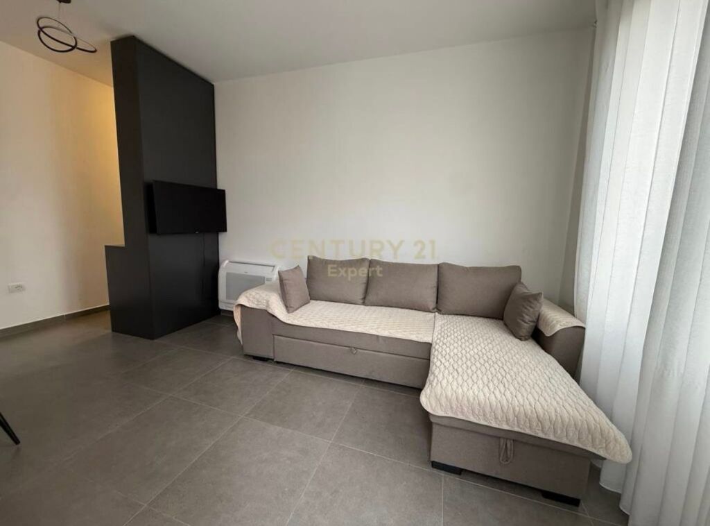 APPARTAMENTO 1+1 + PARCHEGGIO IN AFFITTO VICINO A 21 DICEMBRE