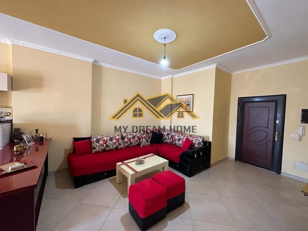 SHITET APARTAMENT 2+1 TEK ZONA E TREGUT INDUSTRIAL!