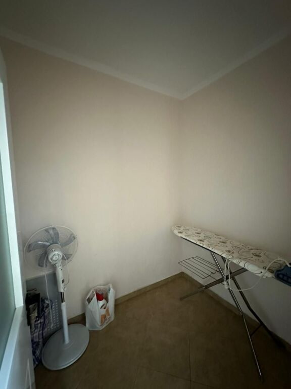 Apartament 2+1 me qira tek Gjykata!