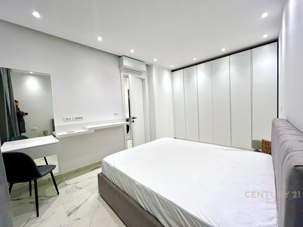 Zogu i Zi, apartament 1+1 per qira