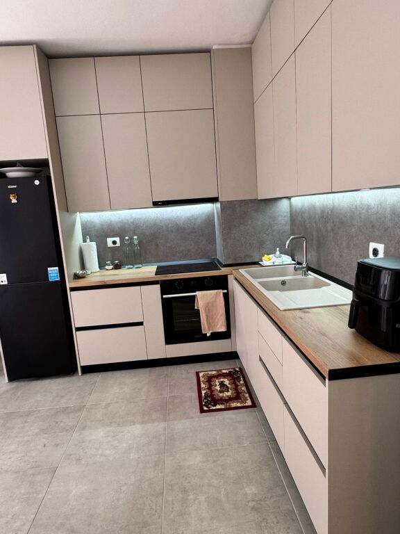 Appartamento in affitto Univers City