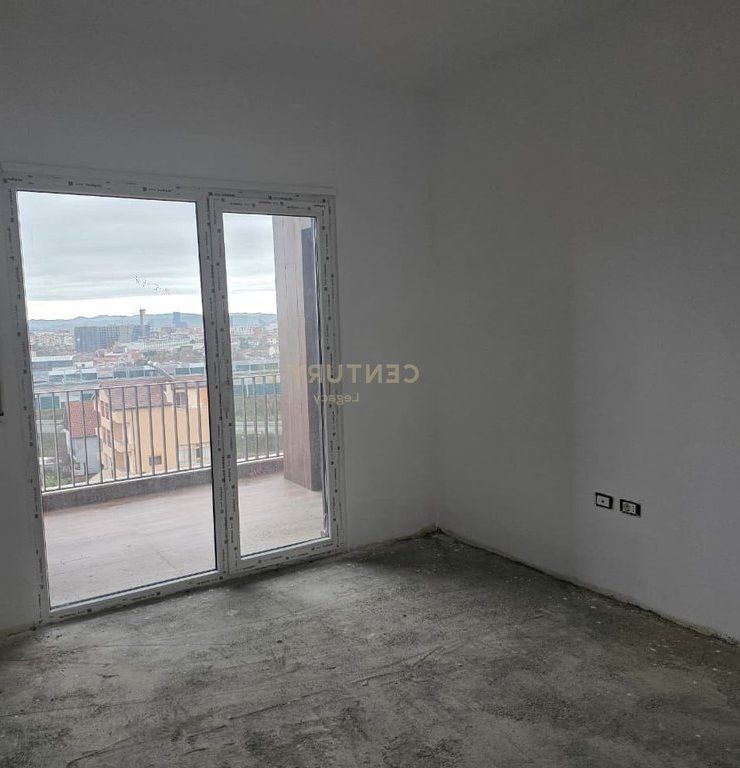 Ali Dem Apartament në Shitje 2+1!