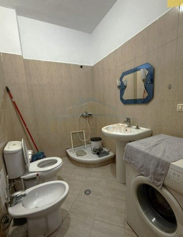 For sale, Apartment 1+1, Yzberisht