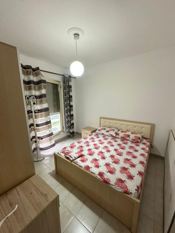 JEPET ME QERA APARTAMENT 1+1, VIJE E PARE, TEK PINETA PLAZH, DURRES.