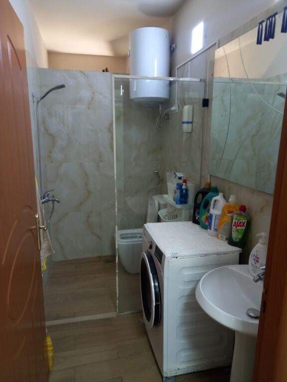 📍 Shitet apartament 2+1+2 – ne Fresk