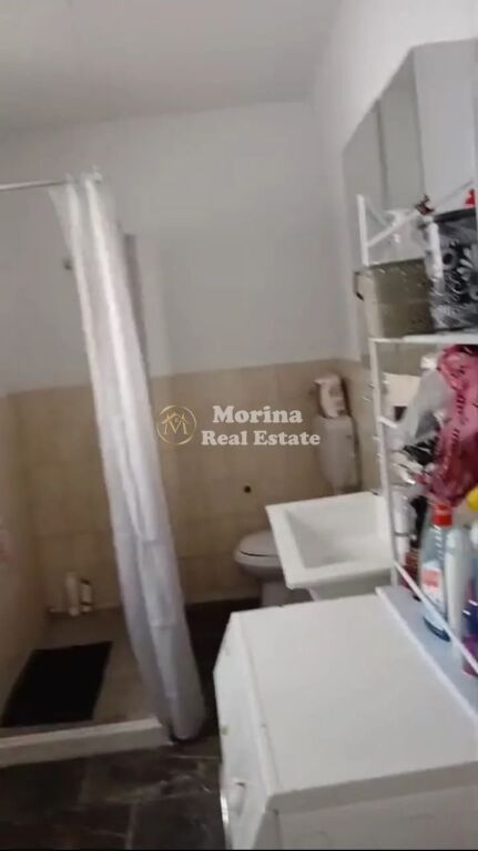 Qera | Shtëpi private 1 + 1 | Tregu Elektrik | 300 €/muaj