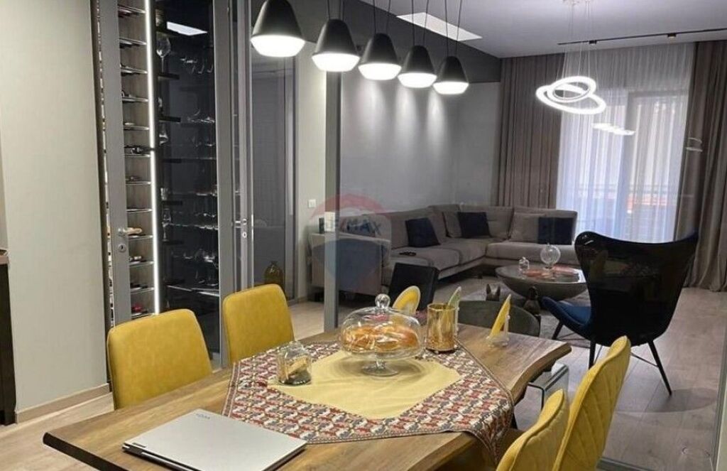 Apartament - Për Shitje - Rruga e Ullishtes, Tiranë(ID: 530391021-81)